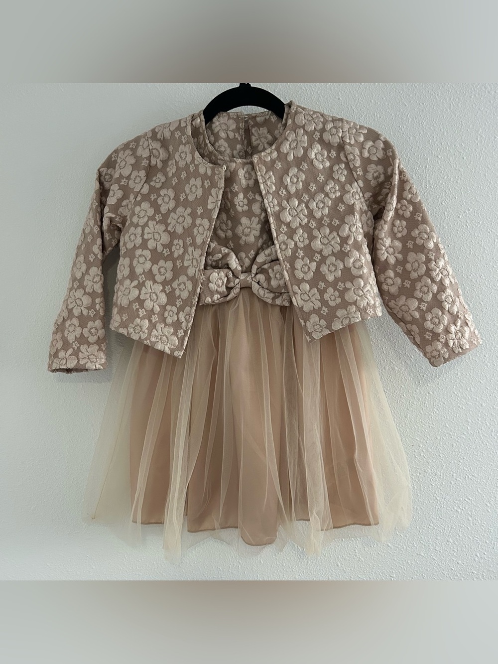 SHEIN Beige Floral Jacquard Two-Piece Dress Set